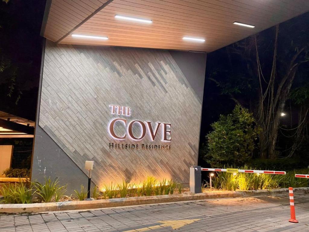 Ipoh Waterpark The Cove Premium Suites 7-13Pax By Iwh Exterior foto